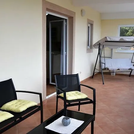 Holiday House 
